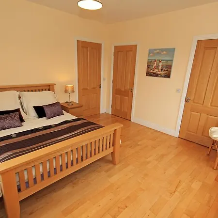 Western Greenway Bed & Breakfast 3*