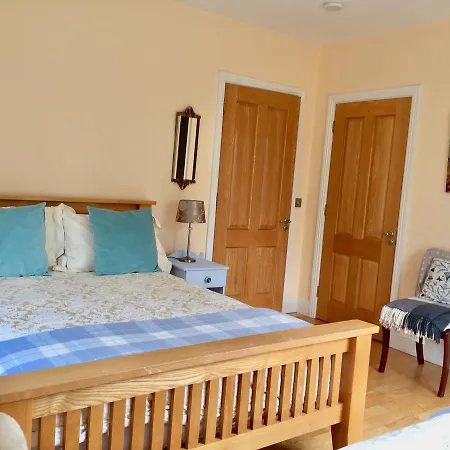 Bed & Breakfast Western Greenway 3*