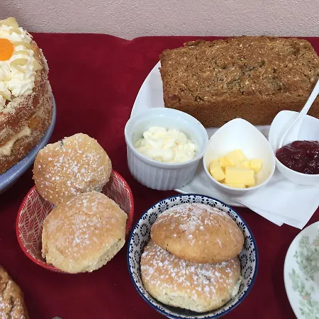 Western Greenway Bed & Breakfast 3*