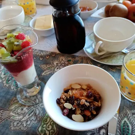 Bed & Breakfast Western Greenway 3*