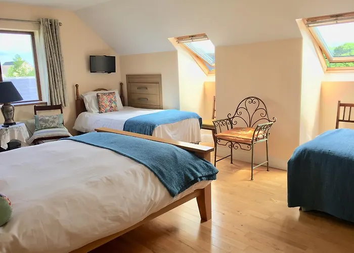 Alojamento de Acomodação e Pequeno-almoço Western Greenway 3*